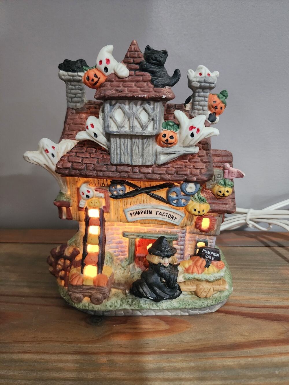Vintage Haunted Haven Halloween Pumpkin Factory Lighted Ceramic House Ghost